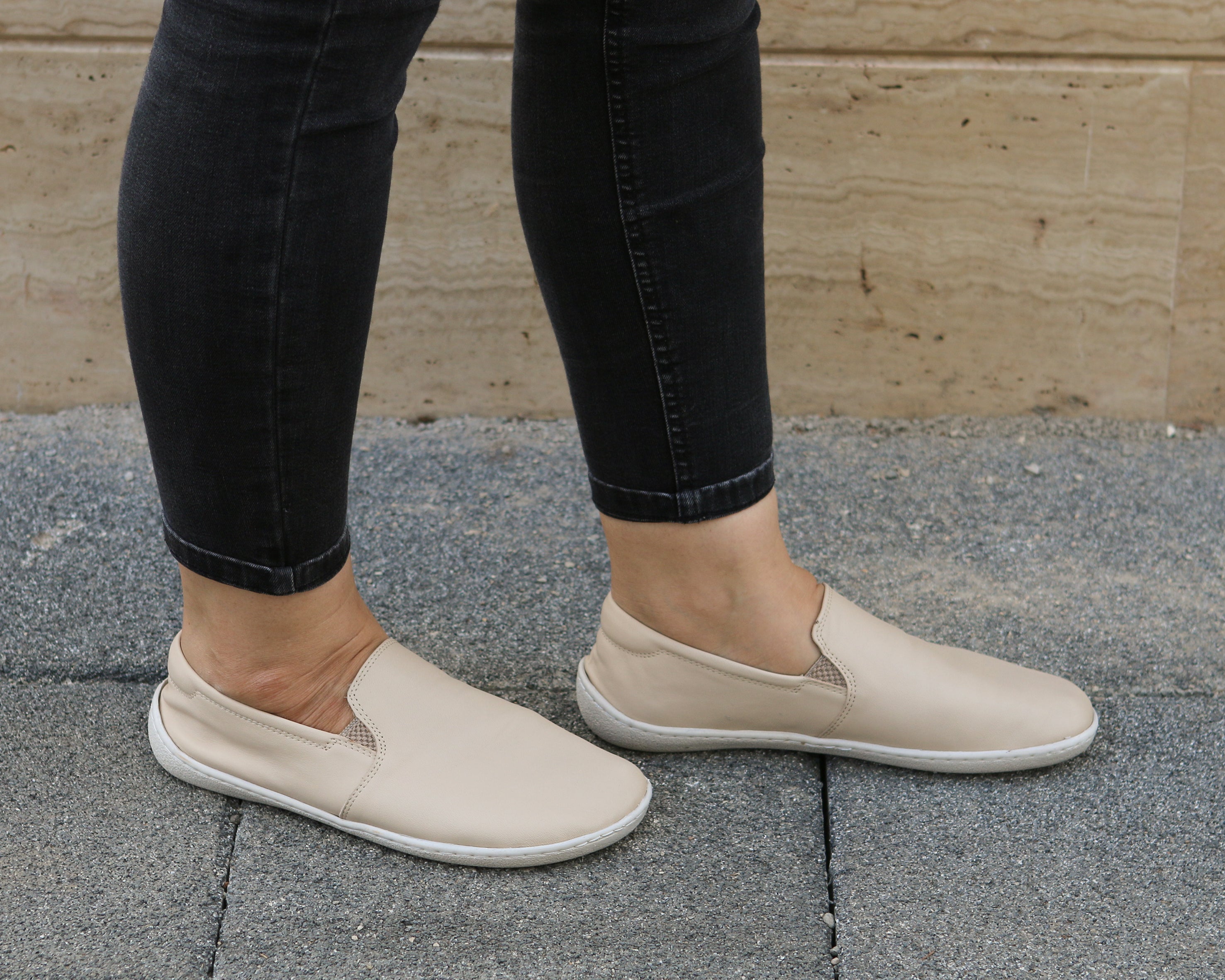 Cream Slip-On Wide Barefoot Shoes Smooth Leather Handmade 6mm Rubber Outsole