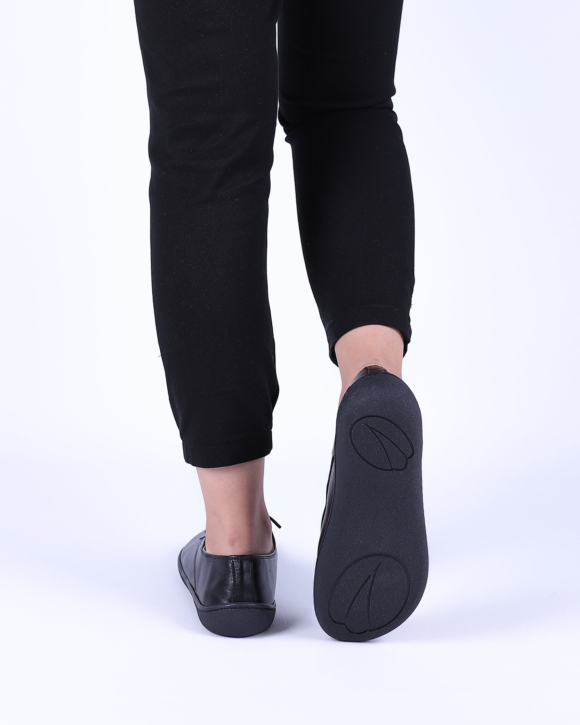 Black Oxford Wide Barefoot Shoes Smooth Leather Handmade 6mm Rubber Outsole Oxford Rubber Outsole