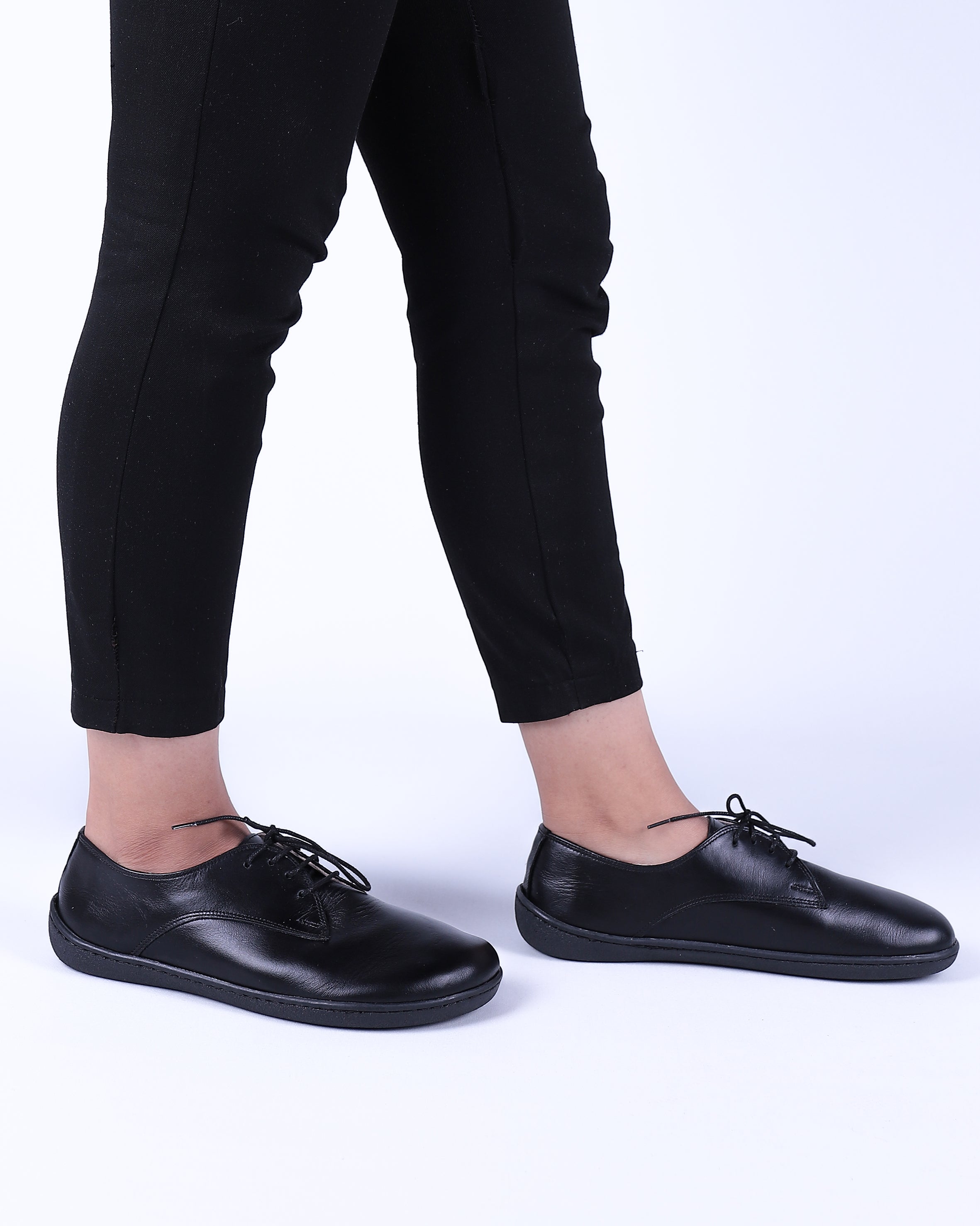 Black Oxford Wide Barefoot Shoes Smooth Leather Handmade 6mm Rubber Outsole Oxford Rubber Outsole