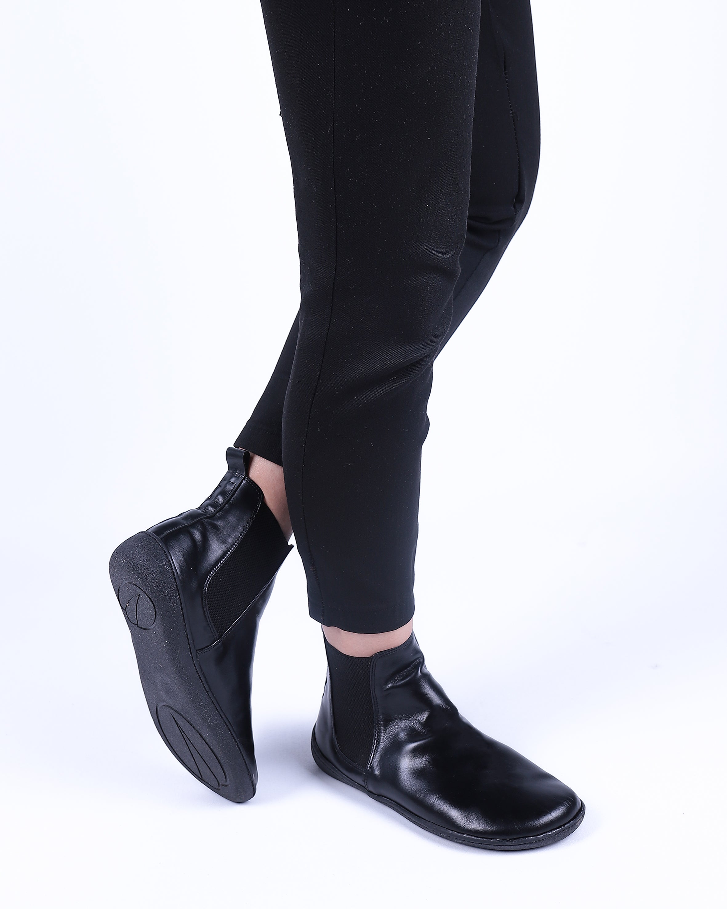 Black Chelsea Boots Wide Barefoot Shoes Smooth Leather Handmade 6mm Rubber Outsole Chelsea Boots Rubber Outsole